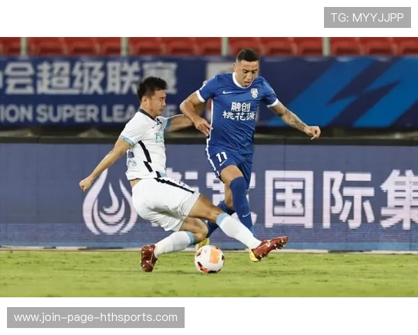 大连主场战术调整奏效，对手防线屡遇难题