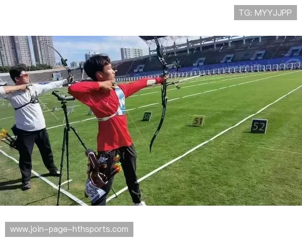 射箭小将站姿太帅引粉丝现场表白