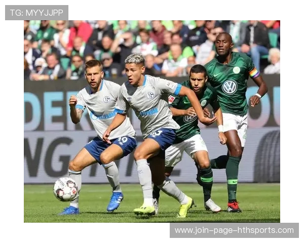 德甲门兴中场直传,前锋单刀完成致命